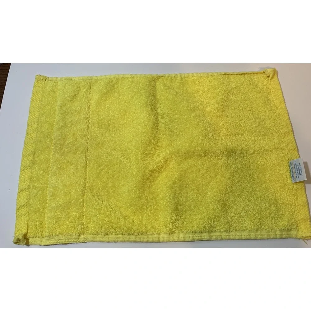 Vtg Springmaid Hand Towel Lemon Yellow Embroidered Lattice Border USA